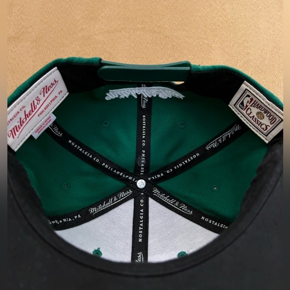 Boston Celtics SnapBack - Picture 4 of 4